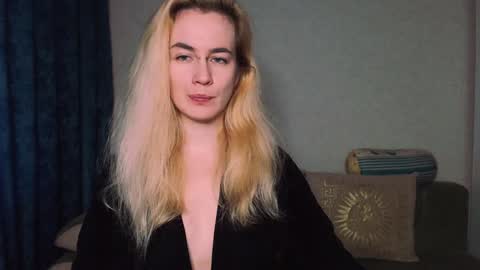Snapshot of carinfox chatting on 5, 12, 2024 Carin online show from 5, 12, 2024