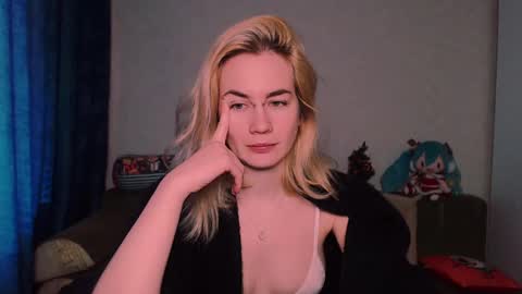 Snapshot of carinfox chatting on 25, 2, 2025 Carin online show from 25, 2, 2025