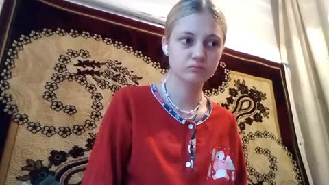 Snapshot of carissaalderson chatting on 4, 5, 2026 Kira online show from 4, 5, 2026