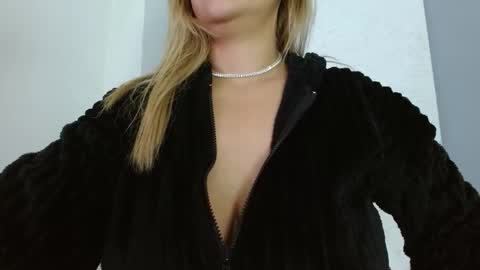 Snapshot of carla_beer chatting on 1, 3, 2026 Carla online show from 1, 3, 2026