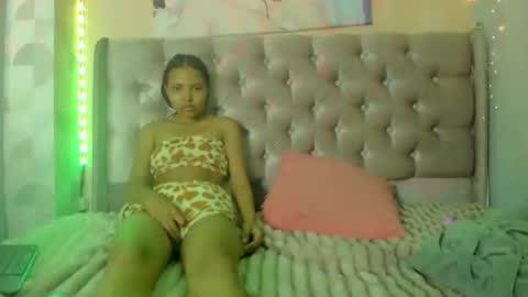 Carla y Camila  online show from 20, 6, 2026