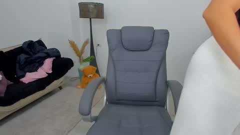 carla_devon online show from 15, 12, 2025