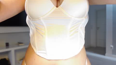 Snapshot of carla_secretary chatting on 29, 12, 2024 carla_secretary online show from 29, 12, 2024