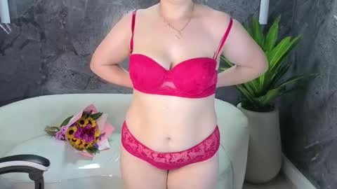 Snapshot of carla_tp chatting on 4, 11, 2025 Carla online show from 4, 11, 2025