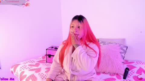 Snapshot of carla_wet18 chatting on 1, 10, 2025 Carla Wet18 online show from 1, 10, 2025
