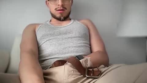 Snapshot of carlcarlinches4 chatting on 20, 10, 2025 carlcarlinches4 online show from 20, 10, 2025