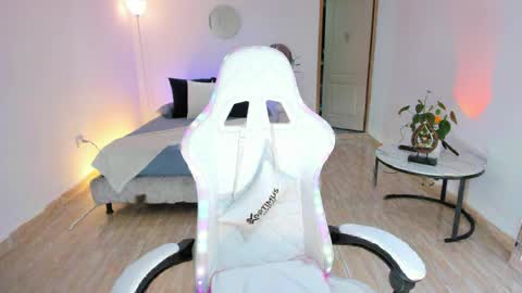 Alejandra online show from 5, 5, 2026