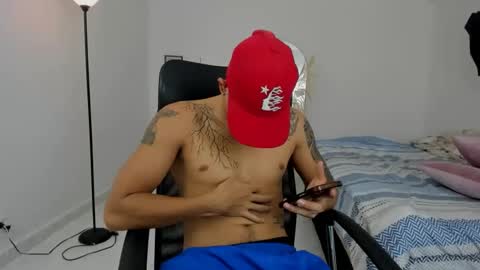 Snapshot of carlitosex09 chatting on 25, 2, 2026 master online show from 25, 2, 2026