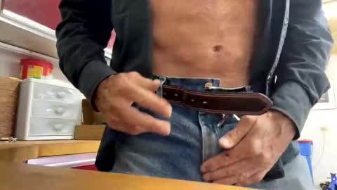 Snapshot of carlmeyers33 chatting on 18, 10, 2025 daddy cowboy fit mature straight online show from 18, 10, 2025