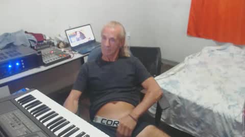 carlos online show from 4, 5, 2026