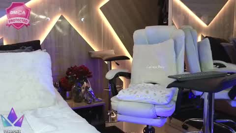 Carla Carla  I am sensual goddes and i was born for loveworshipping and enjoyment. online show from 21, 2, 2025