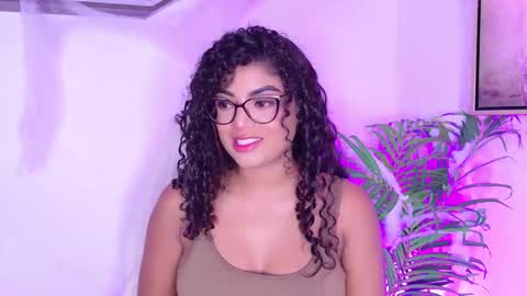 Snapshot of carly_monroe_ chatting on 30, 10, 2025 Carly Monroe  online show from 30, 10, 2025