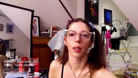 Snapshot of carlypearls chatting on 5, 1, 2025 Carly Pearls online show from 5, 1, 2025