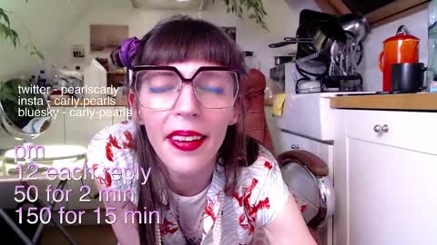Snapshot of carlypearls chatting on 4, 3, 2025 Carly Pearls online show from 4, 3, 2025