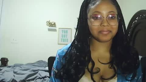 Snapshot of carmellovekisses chatting on 15, 7, 2026 CARAMEL xoxo online show from 15, 7, 2026