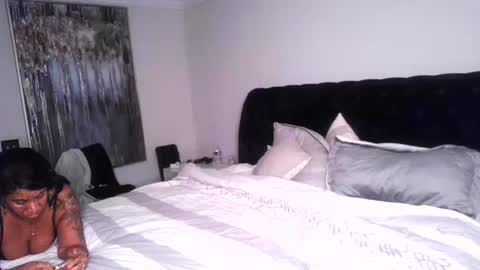 Carmen Savage online show from 22, 9, 2025