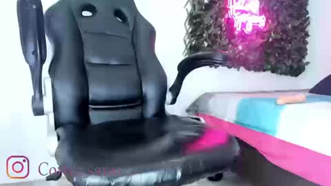 Sara Cortez online show from 9, 9, 2025