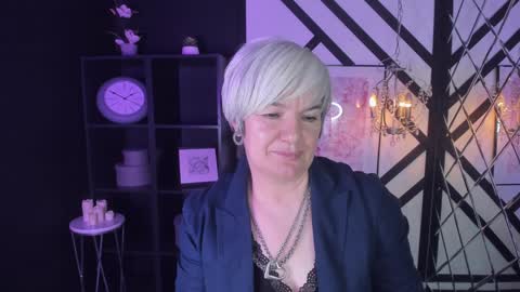 Snapshot of carmensoft chatting on 19, 1, 2025 Carmen online show from 19, 1, 2025