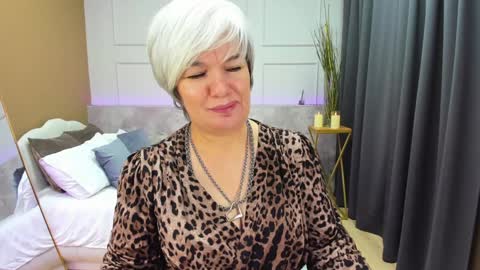 Snapshot of carmensoft chatting on 2, 2, 2025 Carmen online show from 2, 2, 2025
