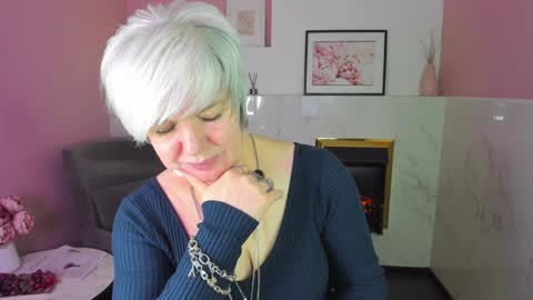 Snapshot of carmensoft chatting on 5, 2, 2025 Carmen online show from 5, 2, 2025