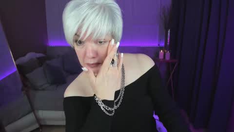 Snapshot of carmensoft chatting on 11, 3, 2025 Carmen online show from 11, 3, 2025
