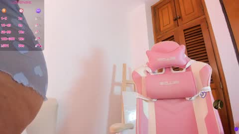    online show from 8, 4, 2026