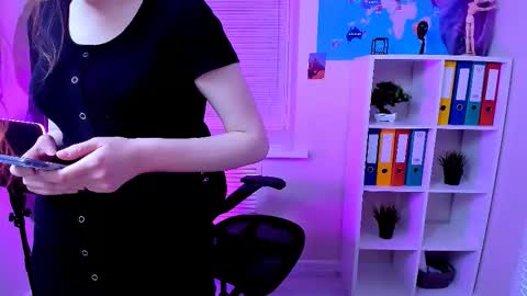 Carol online show from 17, 10, 2025