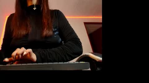 CAROL online show from 28, 9, 2025