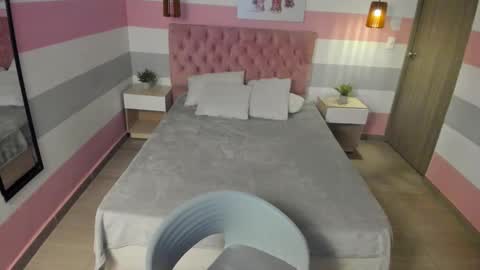 Snapshot of carol_pinter chatting on 31, 1, 2025 Carol online show from 31, 1, 2025