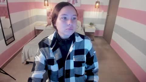 Snapshot of carol_pinter chatting on 4, 3, 2025 Carol online show from 4, 3, 2025