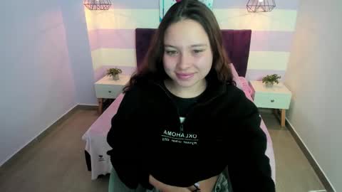 Snapshot of carol_pinter chatting on 11, 3, 2025 Carol online show from 11, 3, 2025