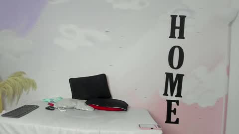 carolay759687 online show from 27, 1, 2025