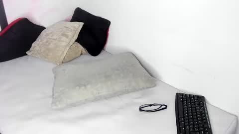 carolay759687 online show from 10, 2, 2025