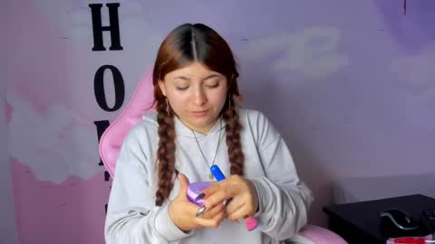 carolay759687 online show from 27, 2, 2025