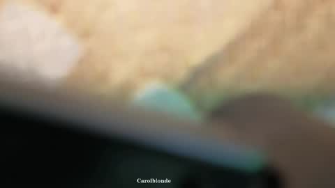 Snapshot of carolblonde chatting on 18, 4, 2026 Char online show from 18, 4, 2026