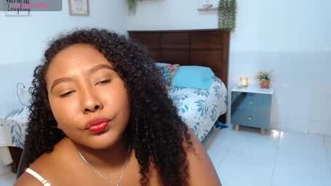 Snapshot of caroldelatorre chatting on 23, 10, 2025 Carol de la torre online show from 23, 10, 2025