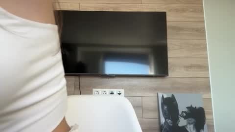 Lisa online show from 4, 3, 2026