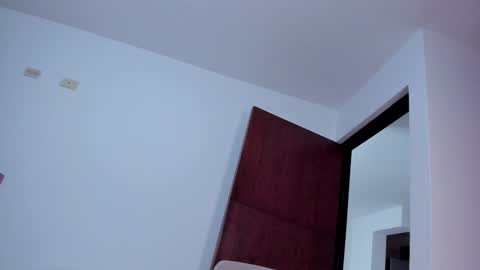 Caroline online show from 18, 12, 2024