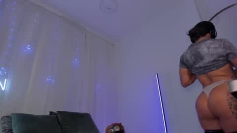 Snapshot of carolina_gaita chatting on 9, 2, 2025 carolina_gaita online show from 9, 2, 2025