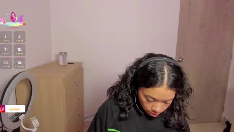 Snapshot of carolina_gaita chatting on 8, 3, 2025 carolina_gaita online show from 8, 3, 2025
