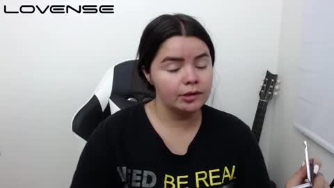 Snapshot of carolina_lee12 chatting on 6, 10, 2025 carolina online show from 6, 10, 2025