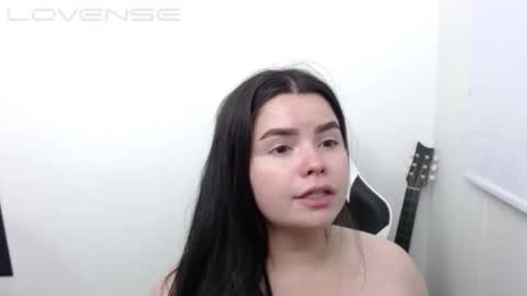 Snapshot of carolina_lee12 chatting on 2, 11, 2025 carolina online show from 2, 11, 2025