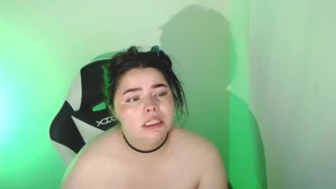 Snapshot of carolina_lee12 chatting on 30, 3, 2026 carolina online show from 30, 3, 2026