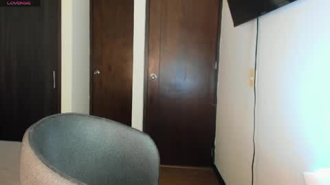 Snapshot of carolina_zaens chatting on 1, 4, 2026 carolina_zaens online show from 1, 4, 2026