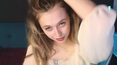 Snapshot of carolinaares chatting on 24, 1, 2025 Carolina online show from 24, 1, 2025
