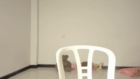 carolinagomez22 online show from 27, 10, 2025