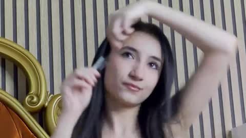 Snapshot of carolinahart chatting on 4, 4, 2026 carolinahart online show from 4, 4, 2026