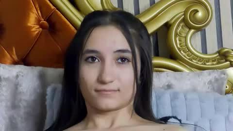 Snapshot of carolinahart chatting on 25, 4, 2026 carolinahart online show from 25, 4, 2026