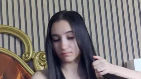 Snapshot of carolinahart chatting on 19, 5, 2026 carolinahart online show from 19, 5, 2026