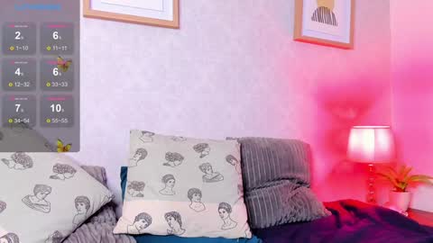  Caroline  online show from 10, 1, 2025